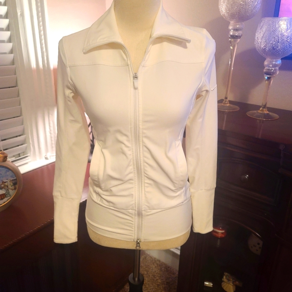 WOMENS NIKE ZIP UP